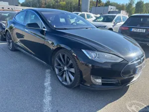 Tesla Model S 2020