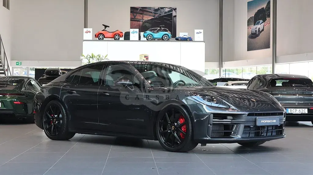 Porsche Panamera 2024