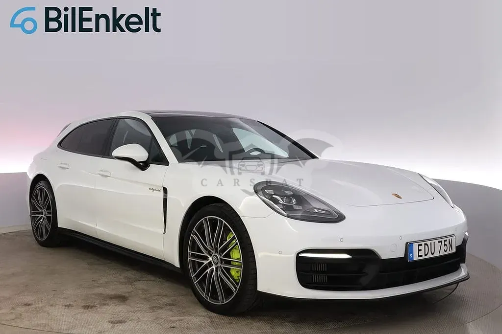Porsche Panamera 2021