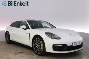 Porsche Panamera 2021