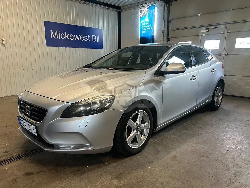 Volvo V40 2014