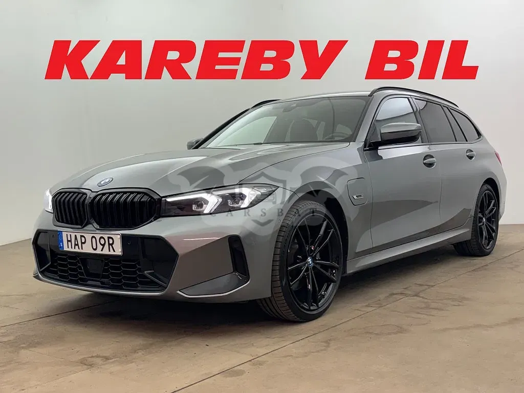 BMW 3 Series 330e 2023