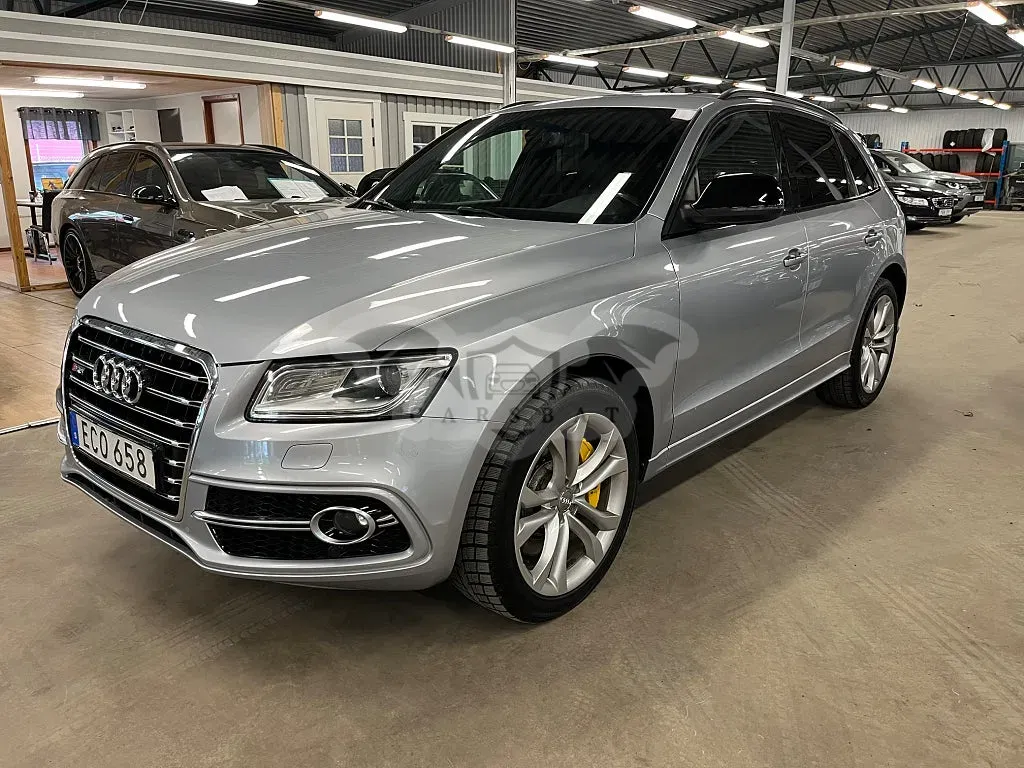 Audi SQ5 2015