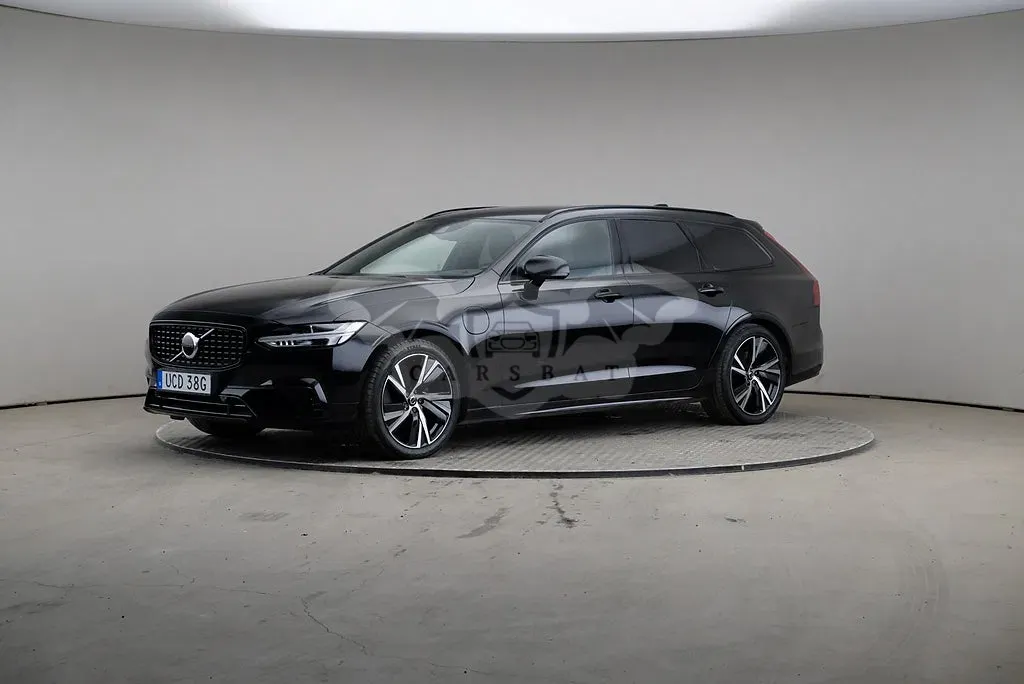 Volvo V90 2021