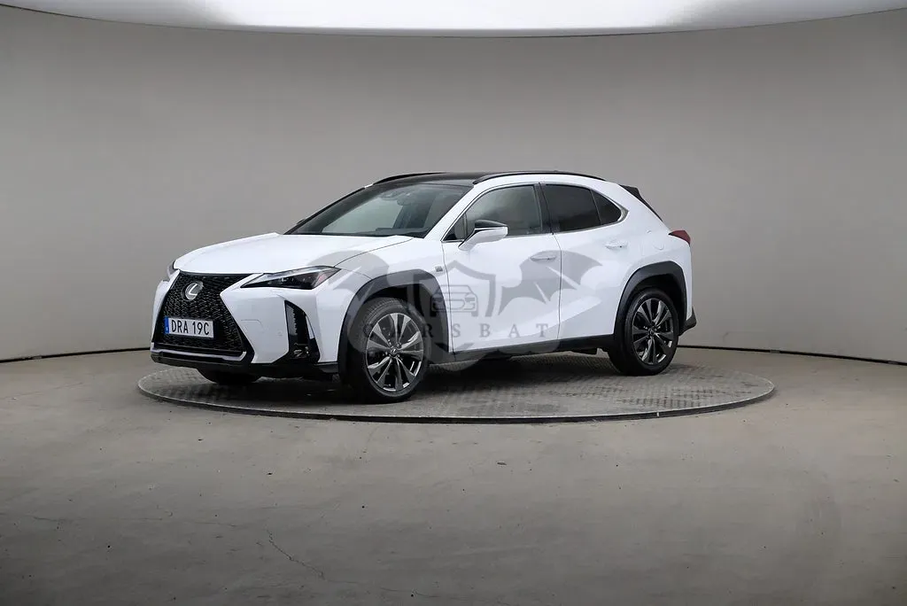 Lexus UX 2023