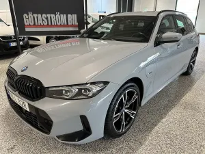 BMW 3 Series 330 2023