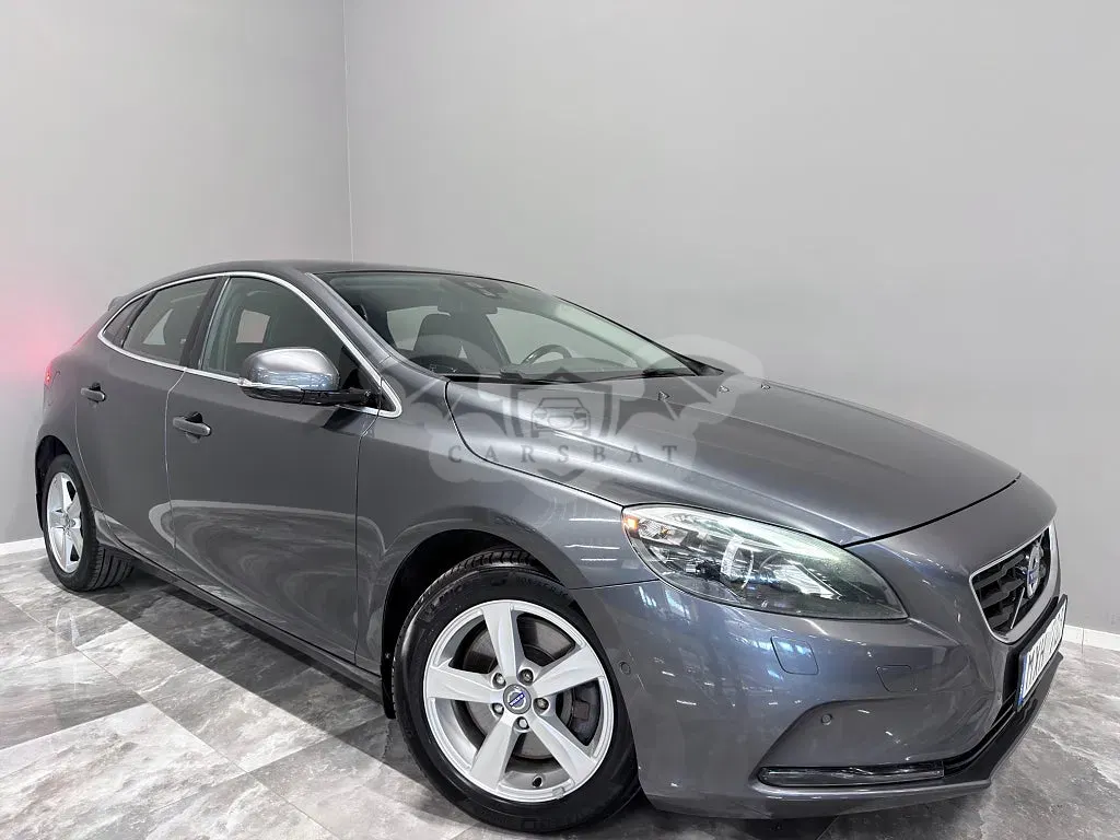 Volvo V40 2013