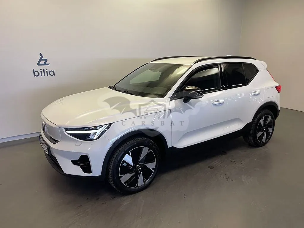 Volvo EX40 2025
