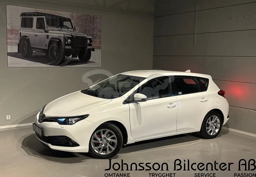Toyota Auris 2016