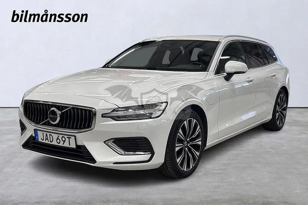 Volvo V60 2023
