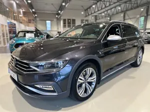 Volkswagen Passat 2023