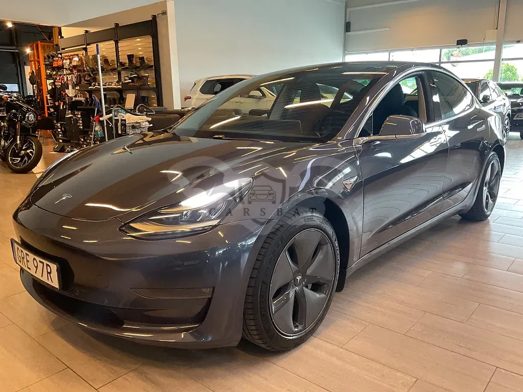 Tesla Model 3 2019