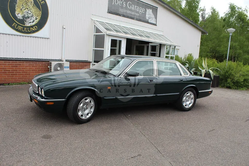 Jaguar XJ 2000