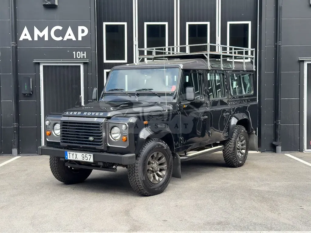 Land Rover Defender 2013