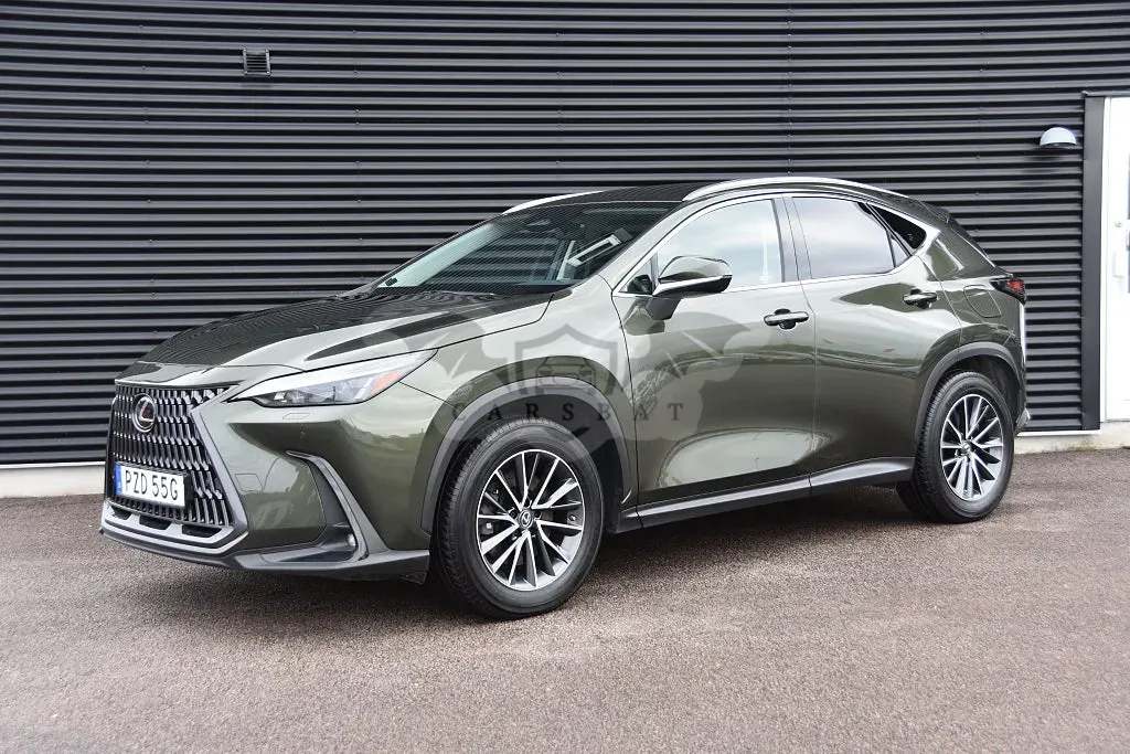Lexus NX 2023