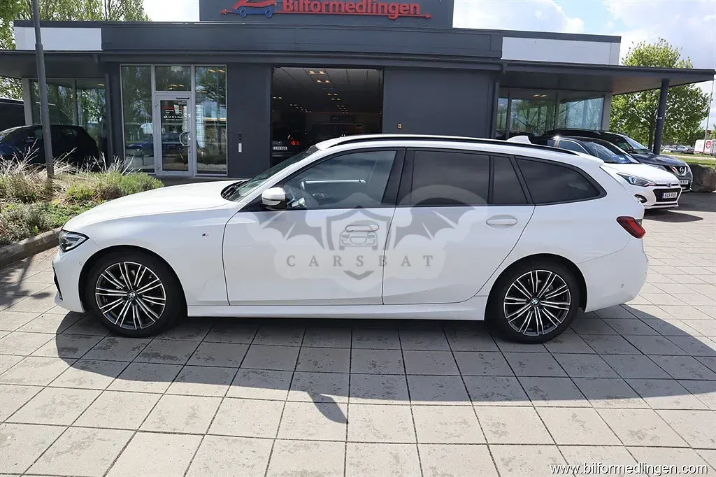 BMW 3 Series 320 2022
