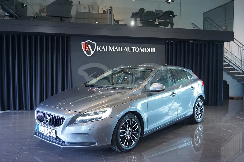 Volvo V40 2017