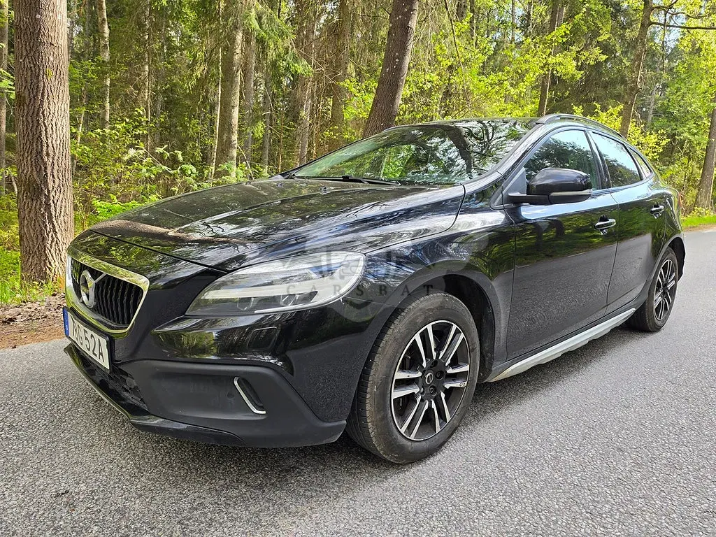 Volvo V40 2019