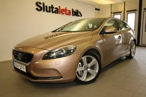 Volvo V40 2014