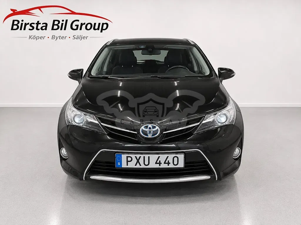 Toyota Auris 2015