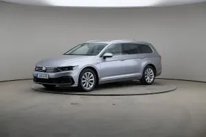 Volkswagen Passat 2022