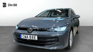 Volkswagen Golf 2025