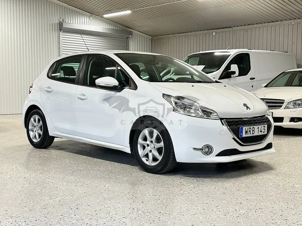 Peugeot 208 2014