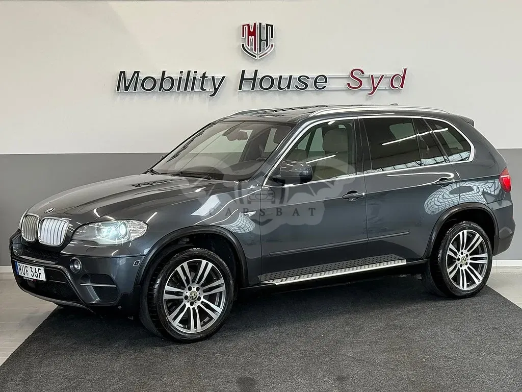 BMW X5 2011