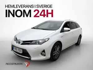 Toyota Auris 2015