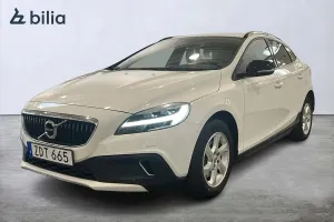 Volvo V40 2018