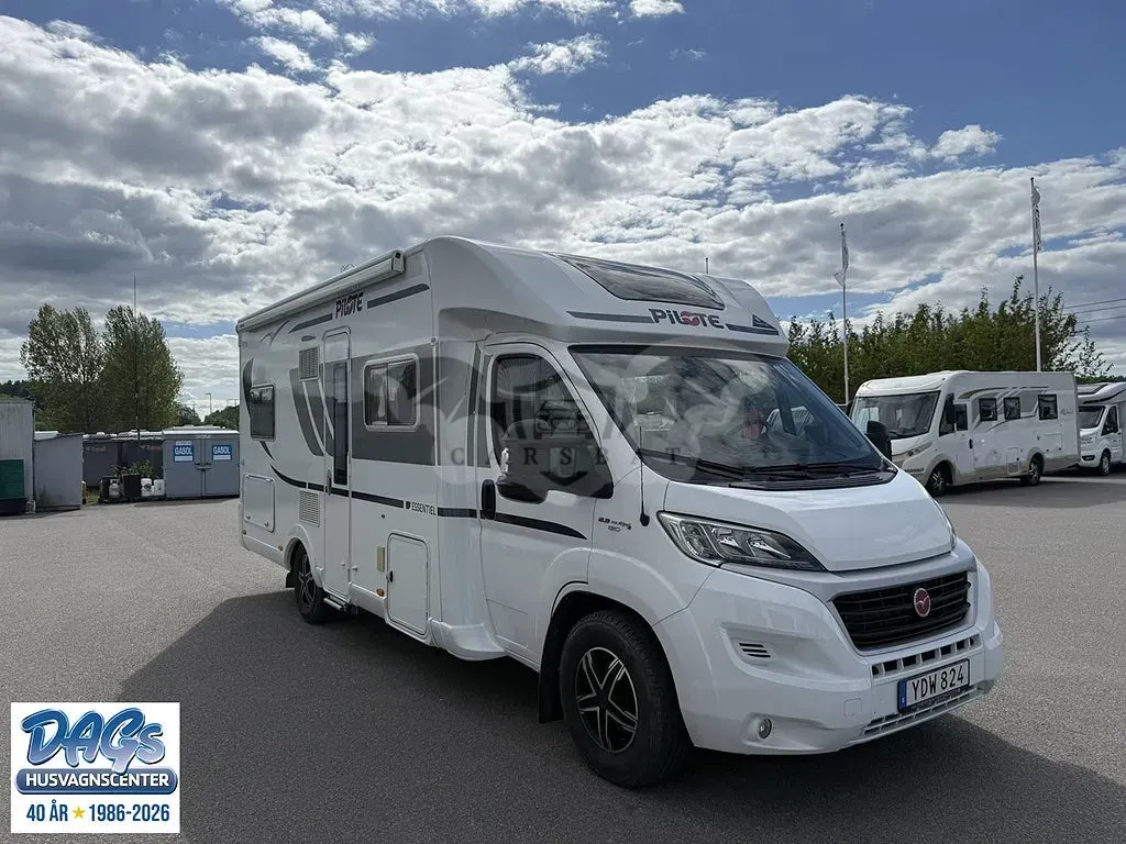 Pilote p 716 essential 2016