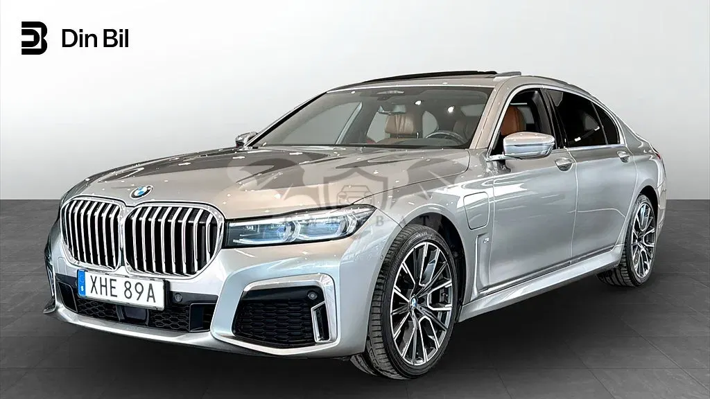 BMW 7 Series 745 2020