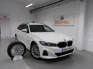 BMW 3 Series 330e 2023