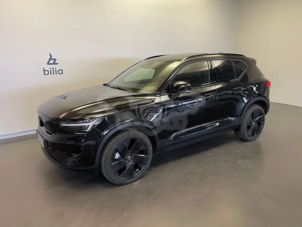 Volvo EX40 2025