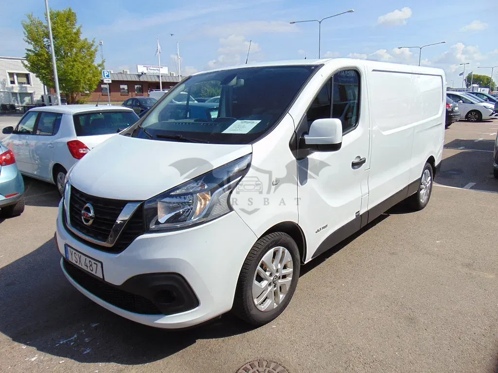 Nissan NV300 2017