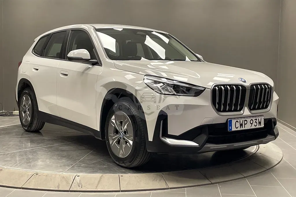 BMW iX1 2023