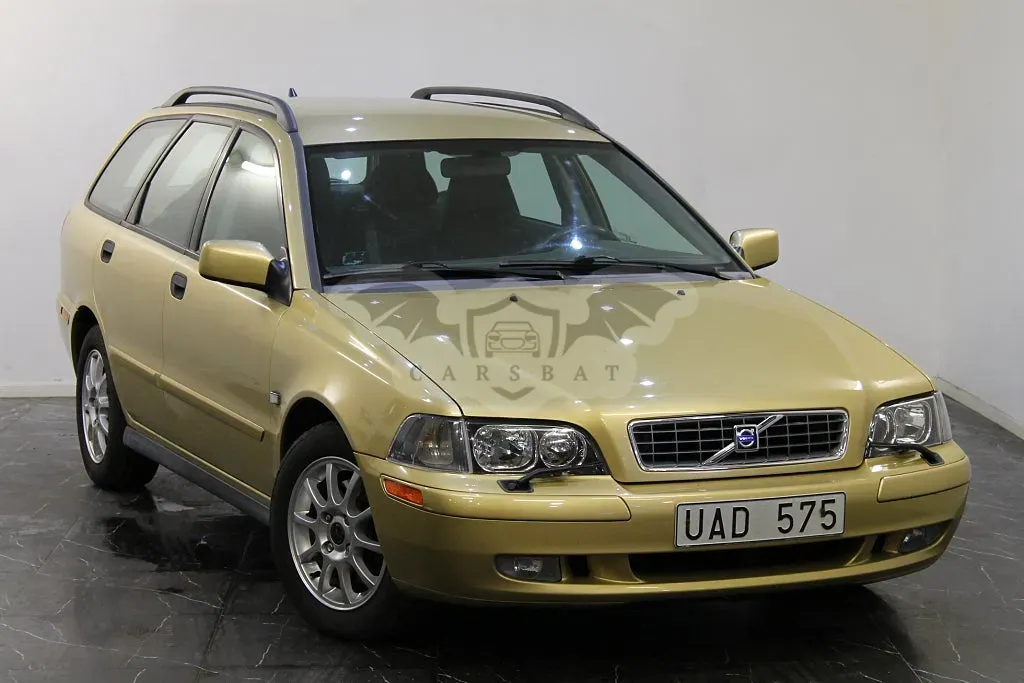 Volvo V40 2003