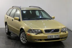 Volvo V40 2003