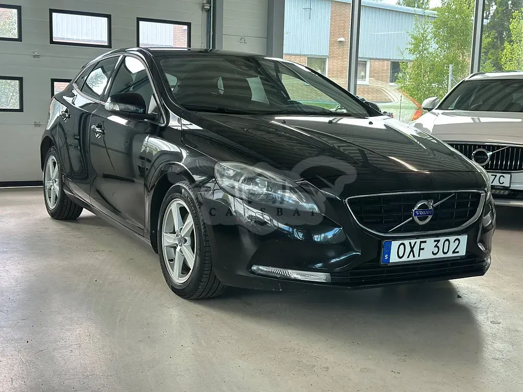Volvo V40 2013