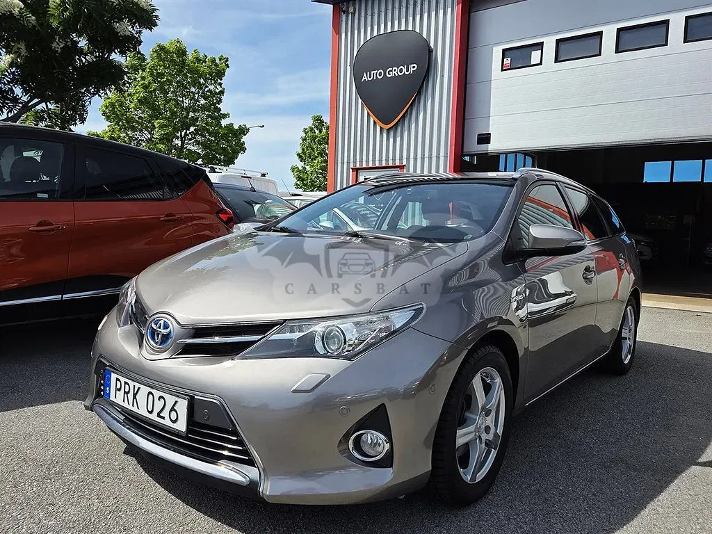 Toyota Auris 2014