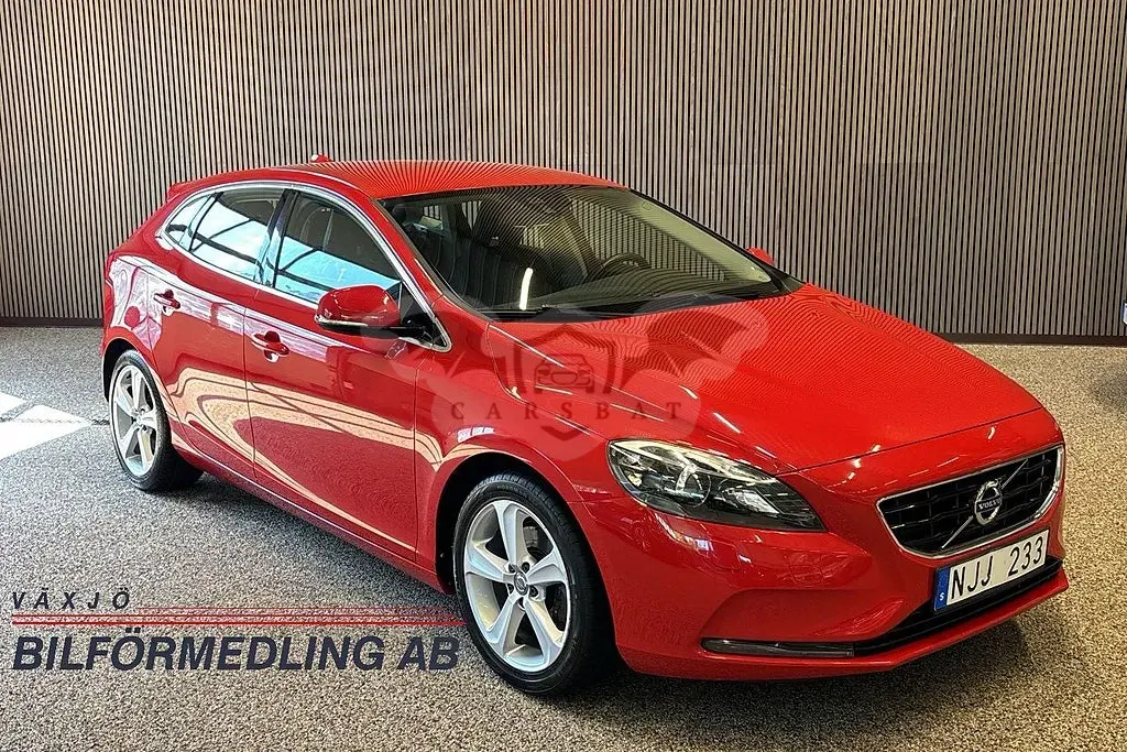 Volvo V40 2014
