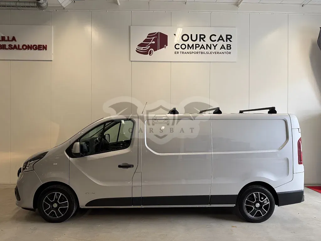 Nissan NV300 2020