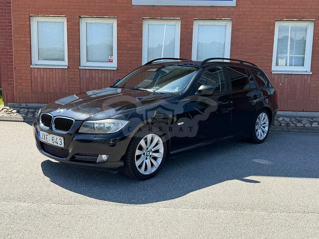BMW 3 Series 320d 2010