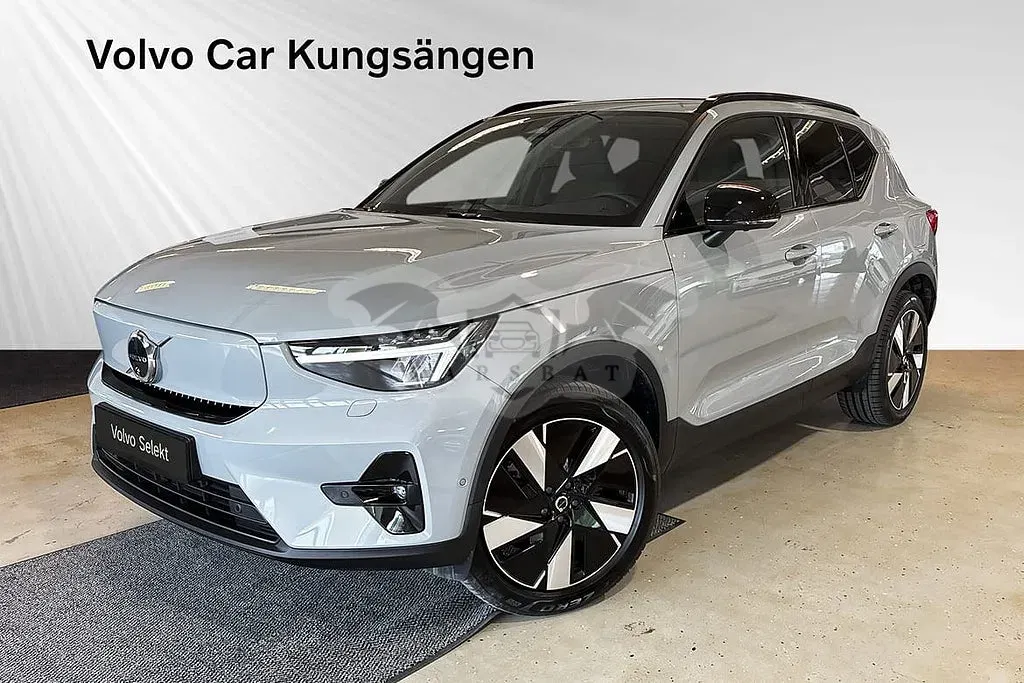 Volvo EX40 2026