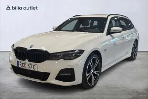 BMW 3 Series 330e 2022