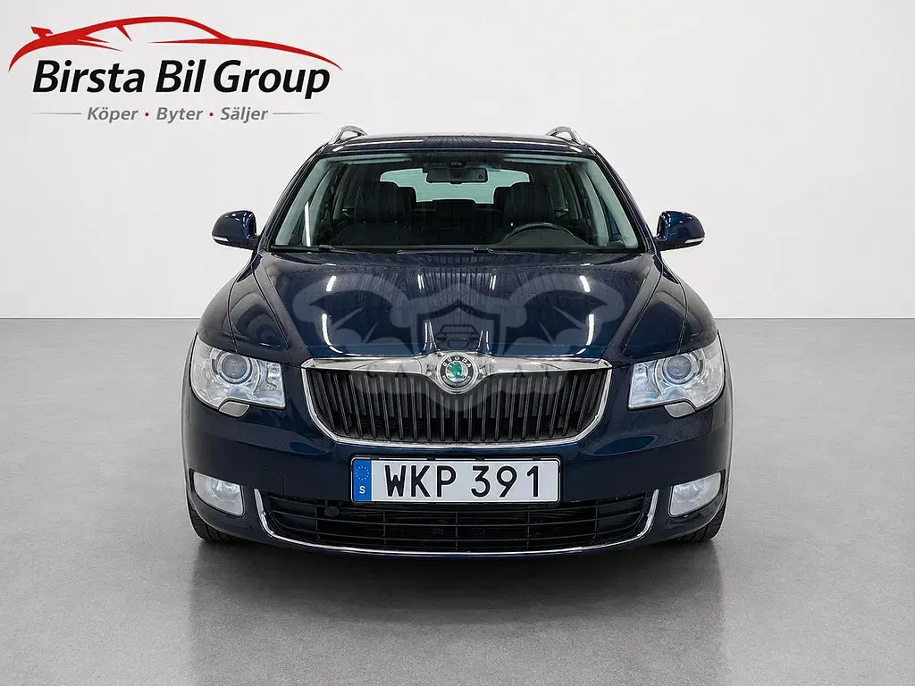 Skoda Superb 2012
