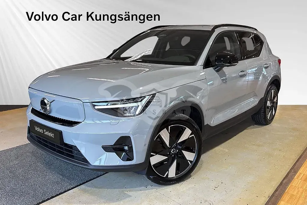 Volvo EX40 2026