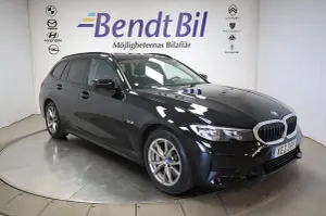BMW 3 Series 330e 2022