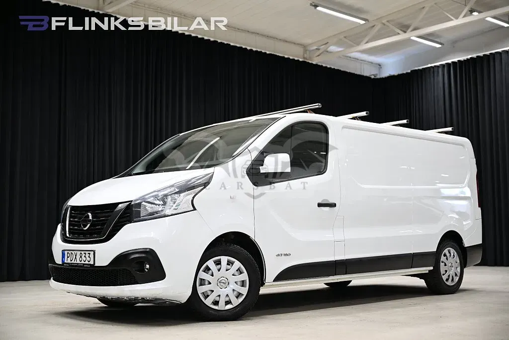 Nissan NV300 2017