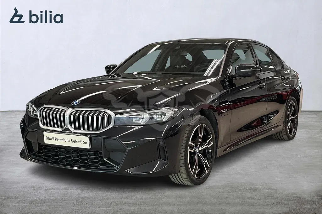 BMW 3 Series 330e 2023